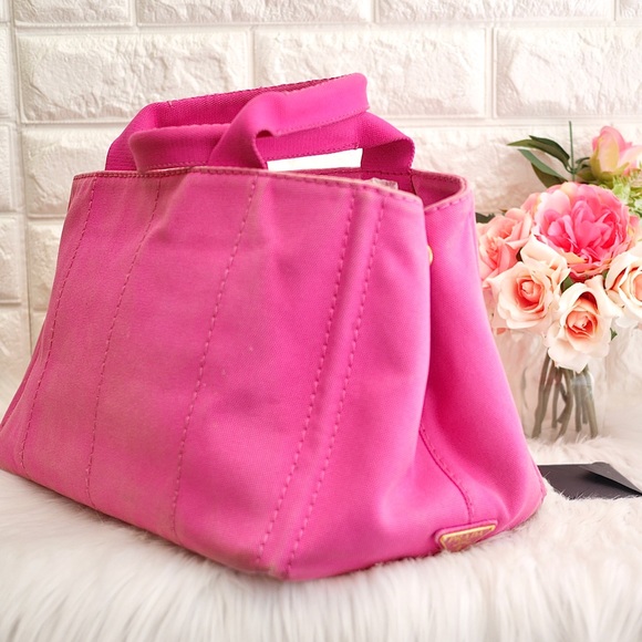 đź’–PRADA Canapa in Pink - Picture 2 of 12